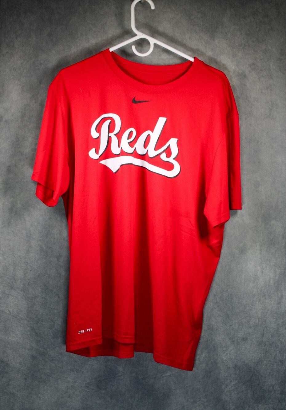 Nike Cincinnati Reds Dri-Fit Red T-Shirt Men's Size XL Baseball MLB Swoosh